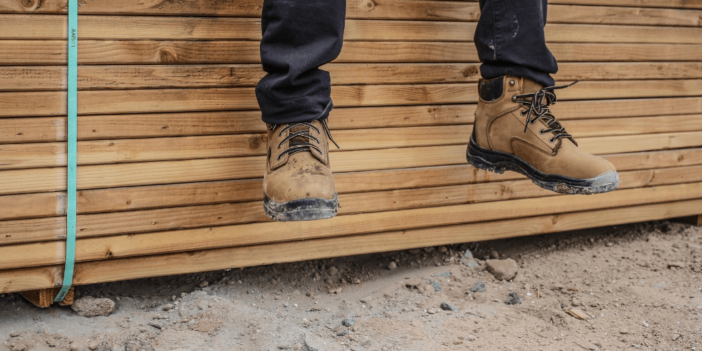 Best place to outlet buy work boots online