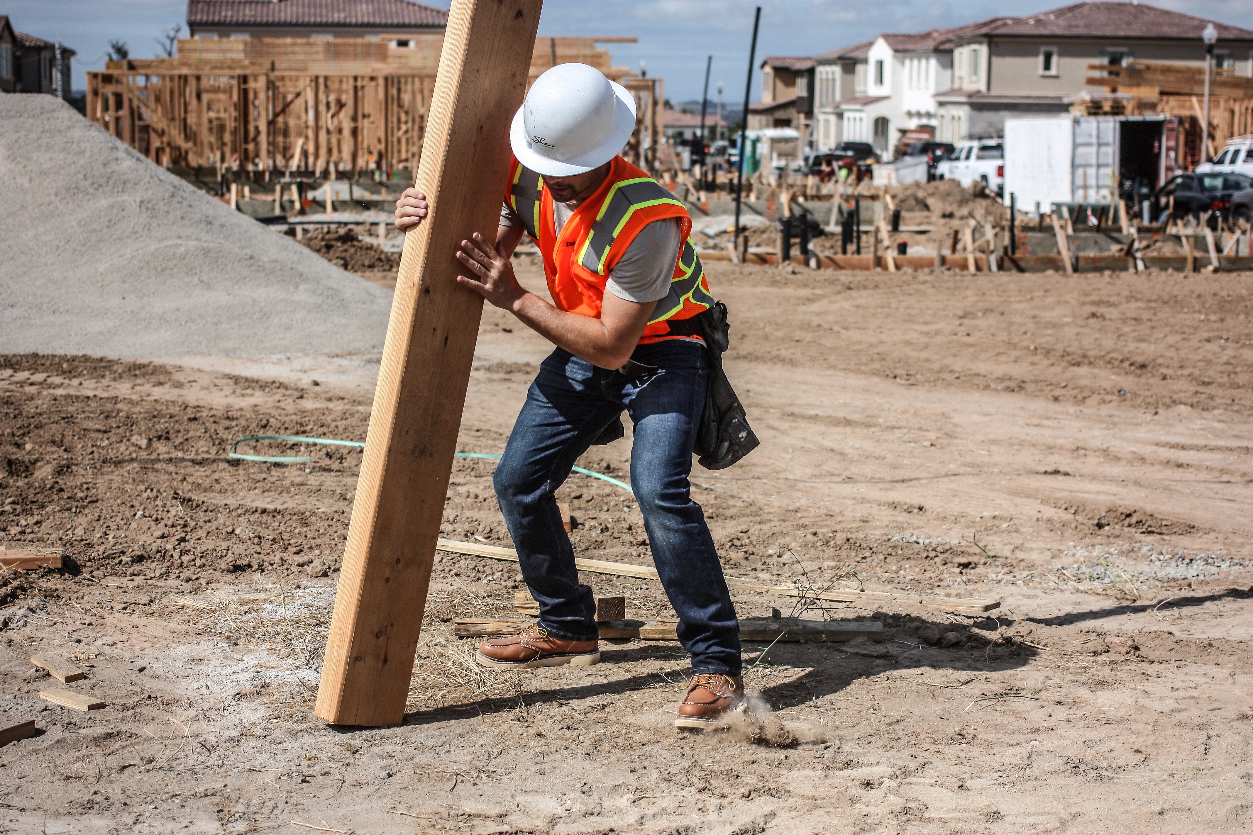 Building shop site boots